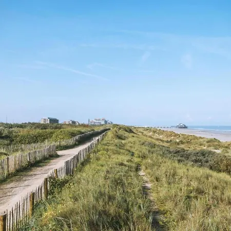 In Near The Διαμέρισμα